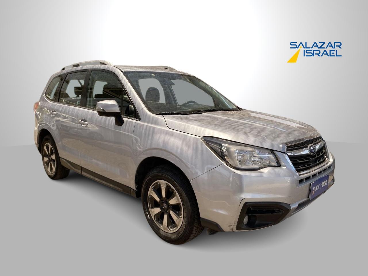 Station Wagon Subaru Forester