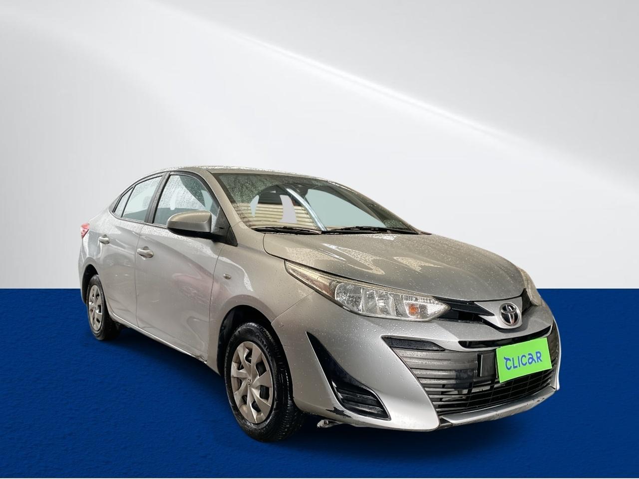 Automovil Toyota Yaris