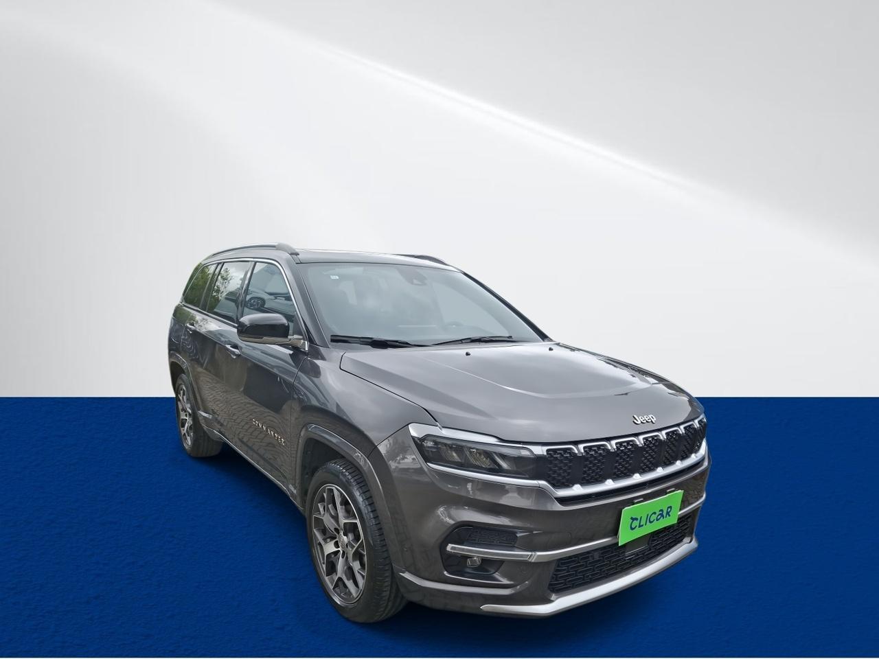 Station Wagon Jeep Commander