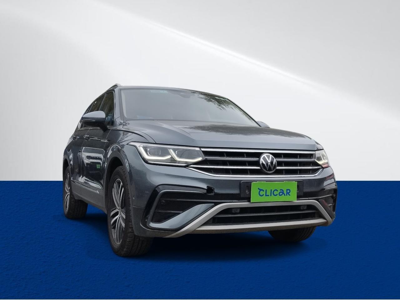 Station Wagon Volkswagen Tiguan